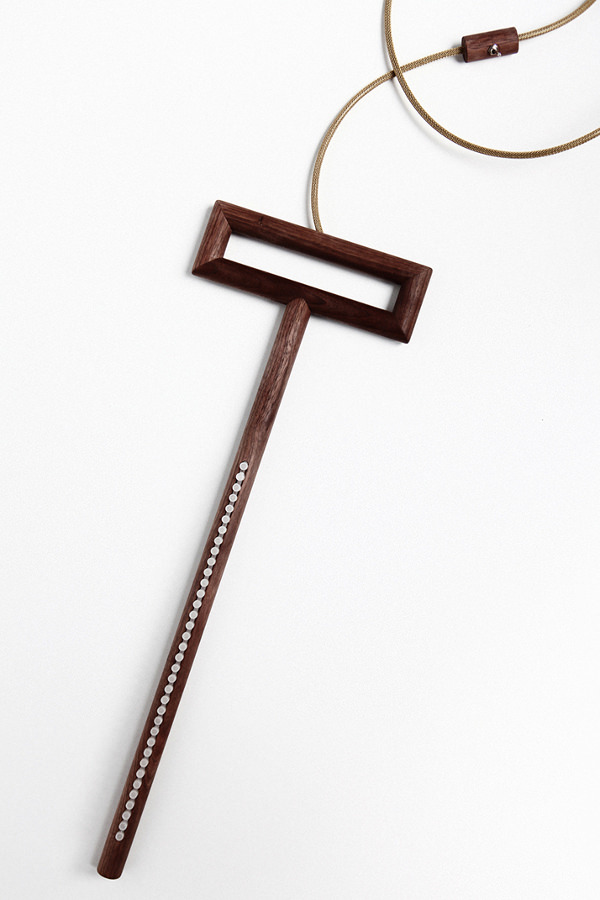 Ugol-une-lampe-un-coin-par-Yaroslav-Misonzhnikov-design-light-milan-blog-espritdesign-5