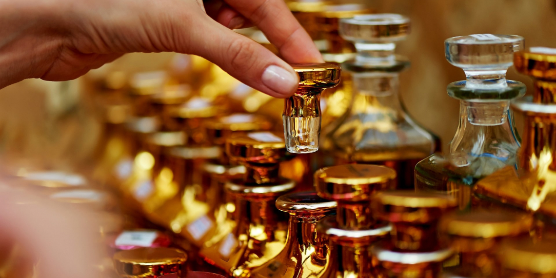L’orgue à parfums, meuble du parfumeur-créateur