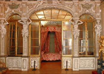 Lit d'apparat datant de la Renaissance