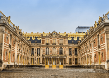 MOBILIER INCONTOURNABLES DU CHÂTEAU DE VERSAILLES