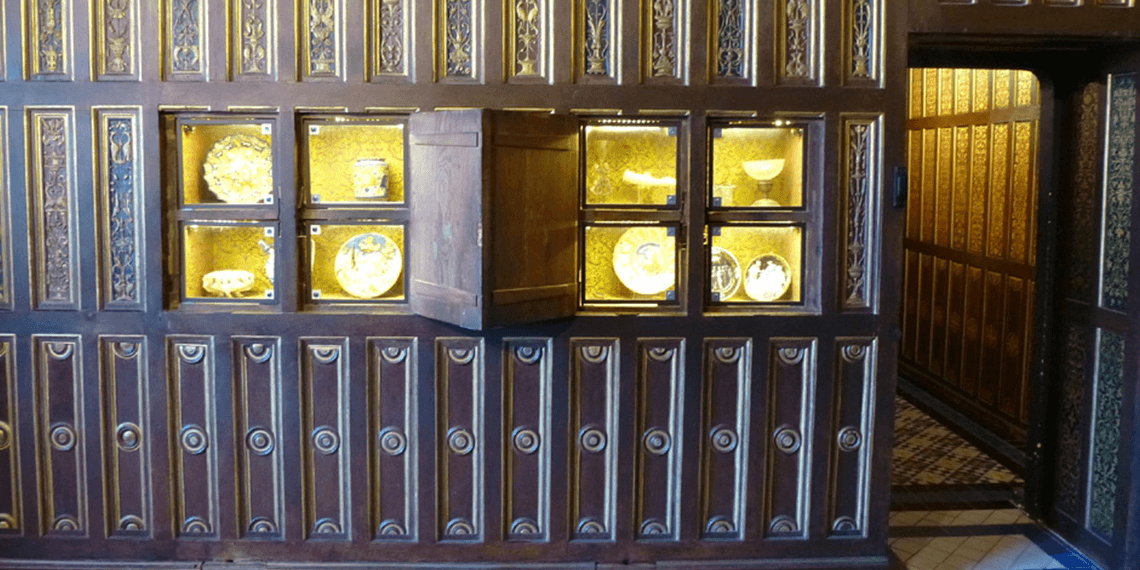 Meuble célèbre à poison