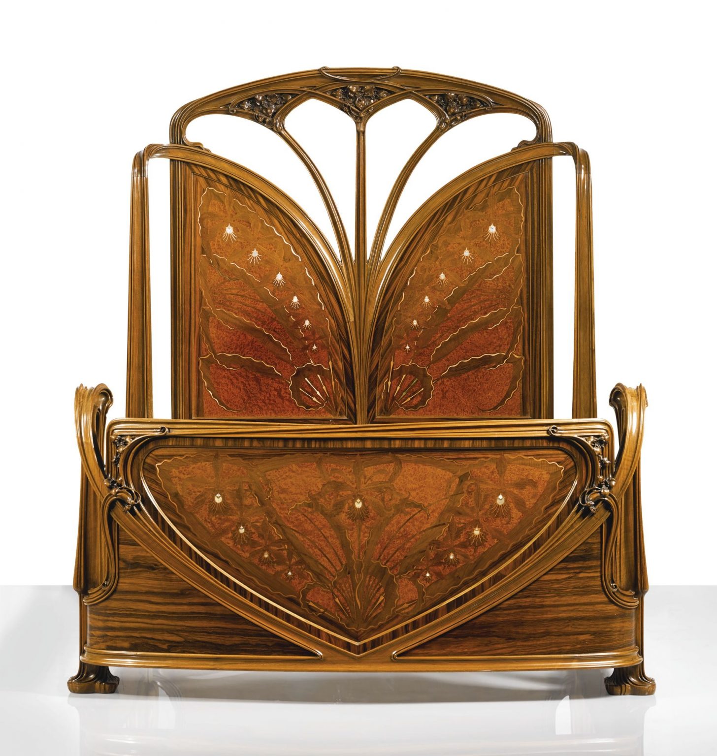 Entre Art nouveau et Art déco, quelle est la différence ? Un peu d