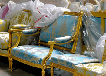 Le Mobilier national : garde meuble en or