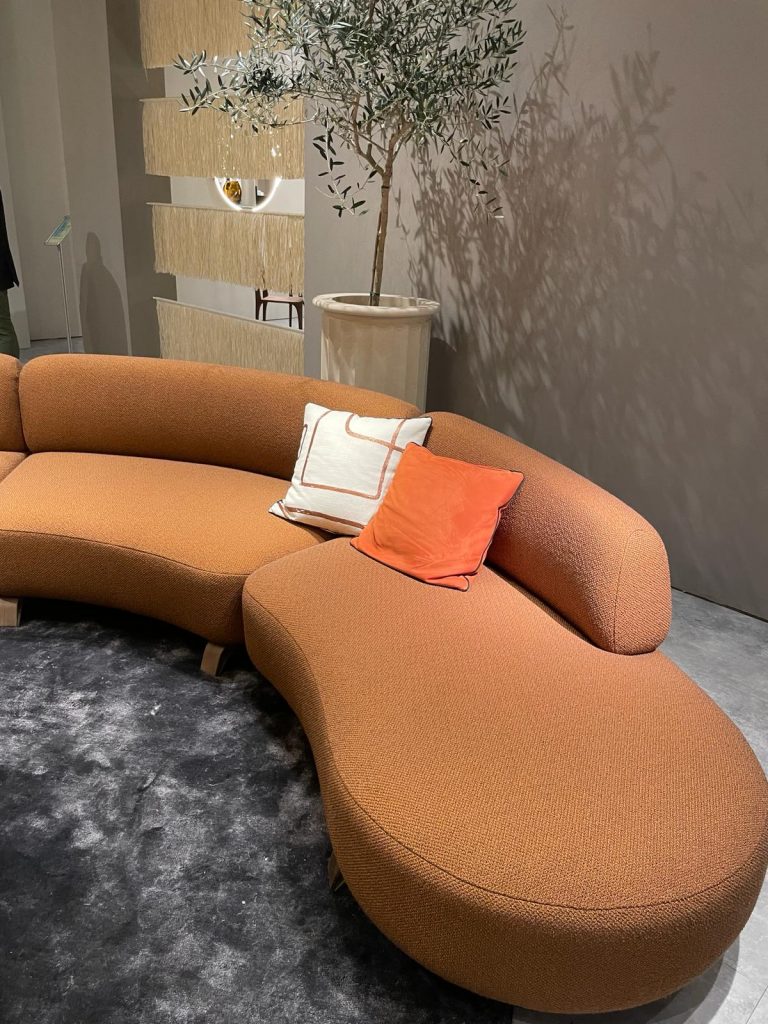 Canape terracotta - salon du meuble milan 2024