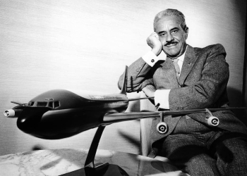 Portrait de Raymond Loewy, icone du style Streamline