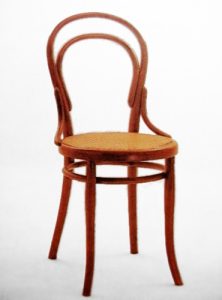 Chaise “Thonet n°14” de l’artiste Michael Thonet