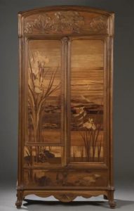 Armoire aux Ombelles de Émile GALLÉ | Source : daguerre.fr