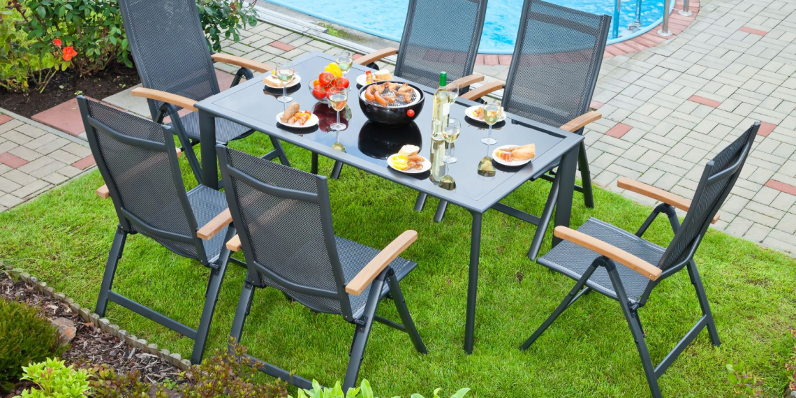 Comment entretenir son mobilier de jardin en métal pour le garder comme neuf ?