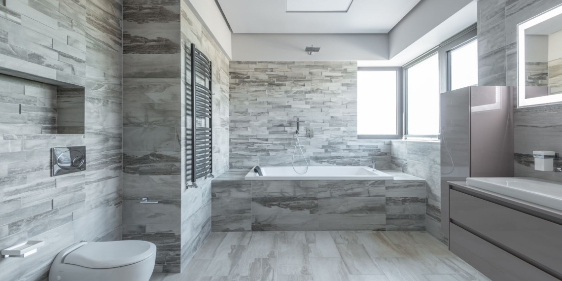 Salle de bain : cette couleur que l’on abandonne en 2025 (et les tendances à adopter)