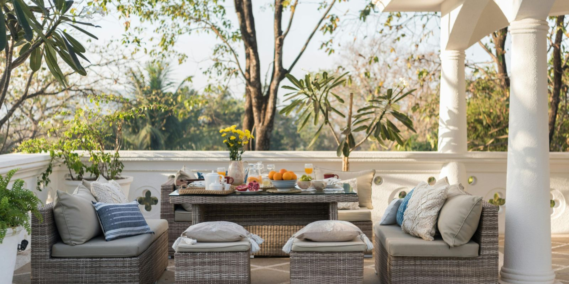 Réinvente ton jardin avec du mobilier gonflable : l’innovation qui change tout