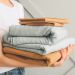 Fini les draps housses mal pliés : la méthode simple et efficace pour gagner du temps