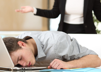 Excès de sommeil : pourquoi je dors beaucoup et comment y remédier ?