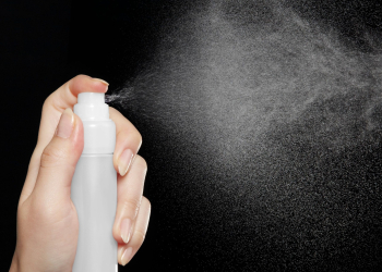 Brume d’oreiller : un rituel sensoriel pour retrouver un sommeil profond