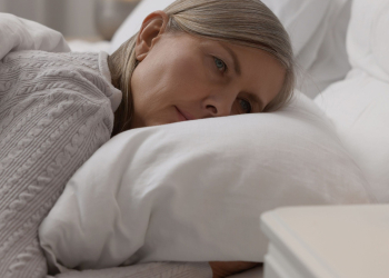 Seniors : ces habitudes simples peuvent transformer vos nuits (et votre santé)