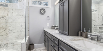 Vous rêvez d’une salle de bains haut de gamme ? Voici comment la créer