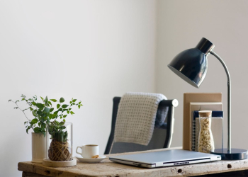 Aménager une chambre-bureau de 10 m² : astuces pour optimiser l’espace